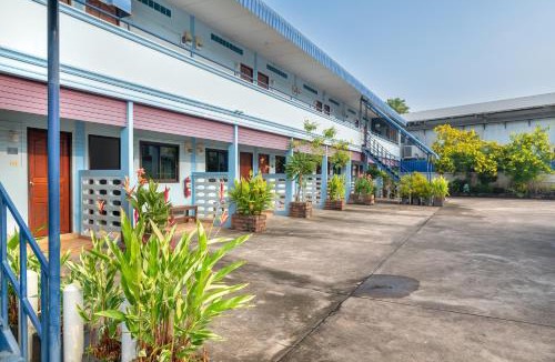 Sattahip Hotel | Chaorua Hotel