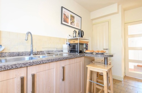 Roundhay House | Chapel Allerton Family Bliss - Near Roundhay Park | Pass the Keys