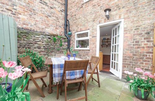 York House | Chapel Cottage