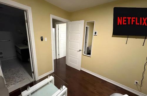 Woodbine Gardens Apartment | Chapman H