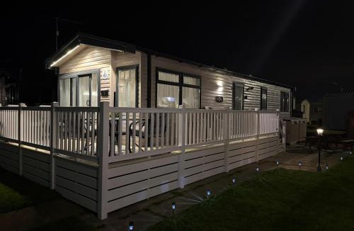 Rhyl House | Chappie's Caravan 2 0
