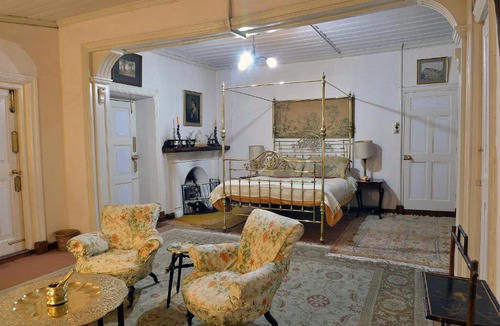 Shimla House | Chapslee Hotel