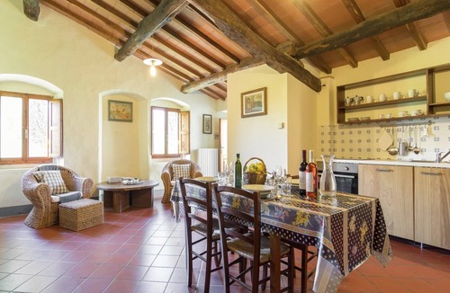 Figline e Incisa Valdarno House | Charming Tuscan Stay with Pool