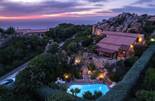 Costa Paradiso Villa | Charming Boutique Villa with amazing garden and private pool