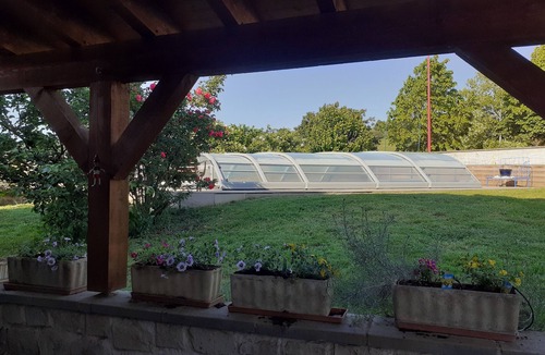 Saint-Pierre-la-Noaille House | Character house with large garden and barbecue, 1 bedroom