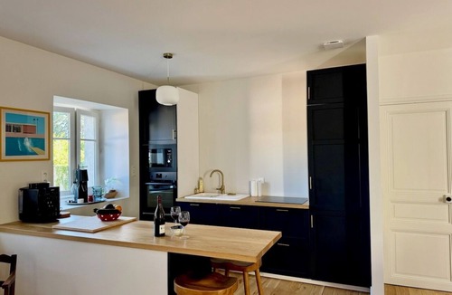 Saint-Jean-le-Thomas Cottage | Character family home in the bay of Mont Saint Michel - sleeps 8