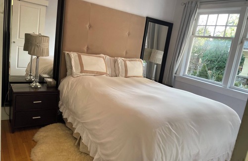 Kitsilano House | Character home away home in kitsilano