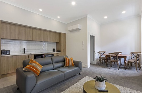 Dunedin City Centre House | Character on Stuart St