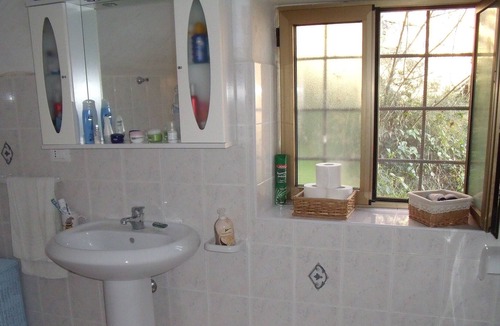Capestrano Villa | Character stone villa suitable for self catering
