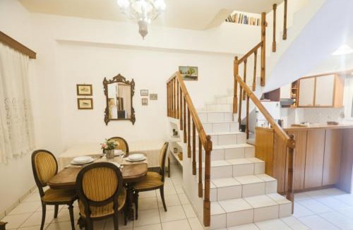 Neapoli House | Characterful 2-Bed Home in Peaceful Town Near Agios Nikolaos