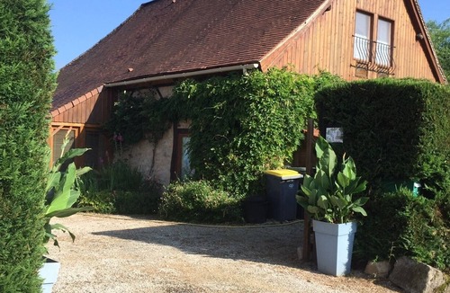 Hautefort House | Characterful barn conversion with pool and peaceful countryside location