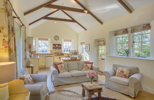 Caerhays Cottage | Characterful cottage in a rural coastal location on the Historic Caerhays Estate on the South Cornis