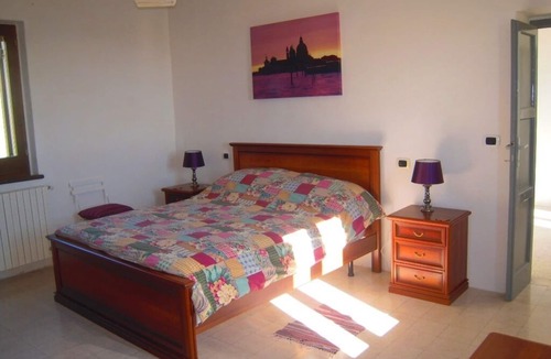 Marciano House | Characteristic Country House, With Pool And Stunning Views Of Mountains