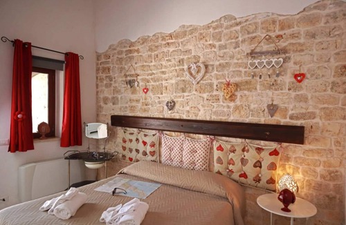Conversano House | Characteristic Double Room Elimene N.3