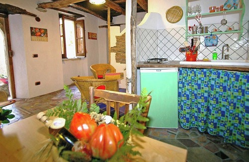 Belmonte Calabro Apartment | Characteristic house in the historic centre of Belmonte Calabro, Nature and Culture