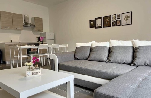 Ransart House | Charbex 4 Brussels-Charleroi-Airport