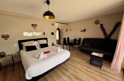 Seyne House | Charda Spa