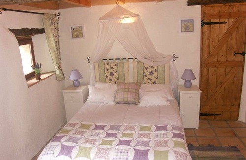 Juignac House | Charente/Dordogne idyllic views,large pool, near Aubeterre & Manoir de Longeveau