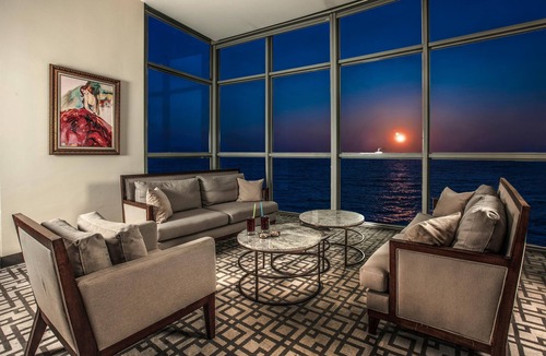 Kusadasi City Centre Hotel | Charisma De Luxe Hotel