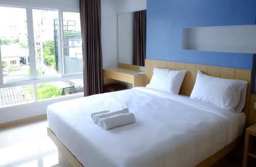 Noen Phra Hotel | Charisma Residence
