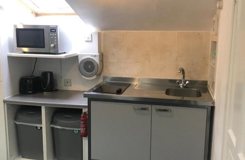 Godalming Apartment | Charlcombe Lodge