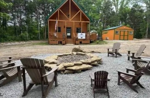 Shepherdsville Cabin | Charlie Long Cabin - Active Heroes