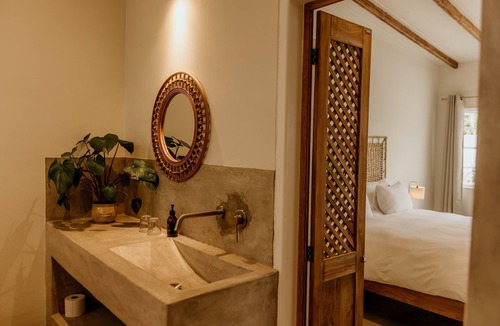 Swakopmund House | Charlie's Guesthouse