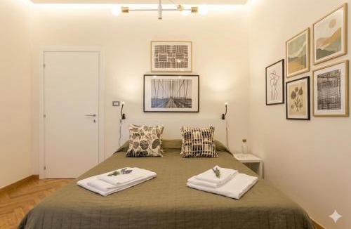 Naples City Centre Apartment | CHARLOTTE House