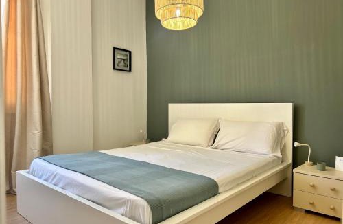 Mondello Apartment | Charlotte