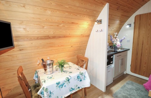 Spalding Cottage | Charlottes