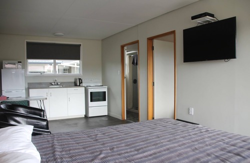Gore Hotel | Charlton Motel