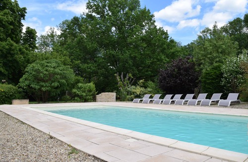Meursanges House | Charm Attitude building with swimming pool 5 * very close Beaune
