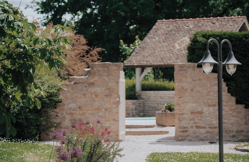 Meursanges House | Charm Attitude building with swimming pool 5 * very close Beaune