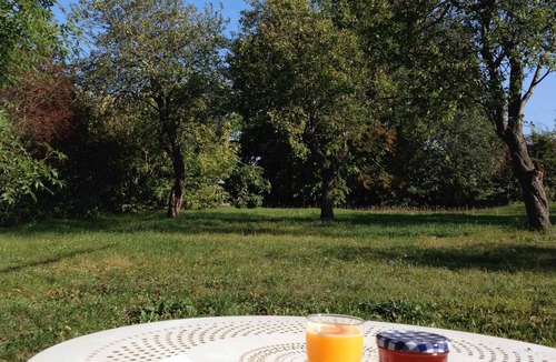Saint-Gervais-sur-Couches Apartment | Charming cottage 5 people, in the heart of Burgundy