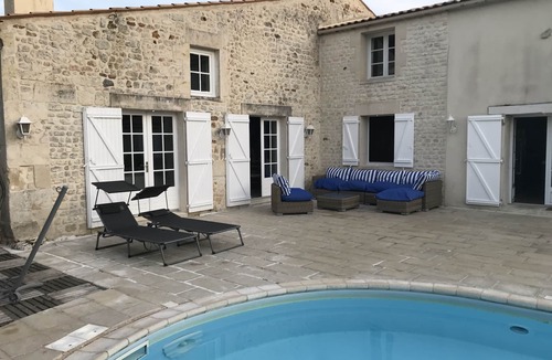 Saint-Gregoire-d'Ardennes House | Charming home in the vineyards of Cognac with a swimming pool for 8 persons