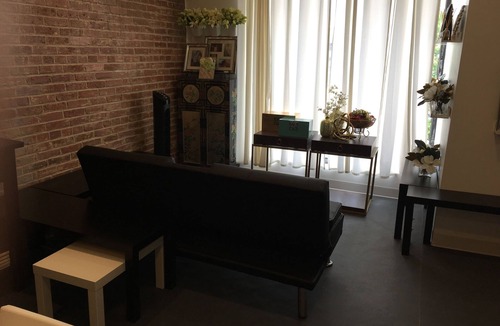 Old Goucher Apartment | Charm in the City