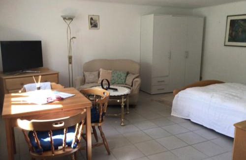 Watzenborn Apartment | Charmant
