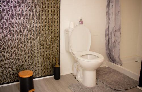 Chenac-Saint-Seurin-d'Uzet Apartment | Charmant studio 2 pièces entièrement équipé,