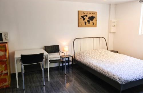 Saint-Ay Apartment | Charmant studio à Saint-Ay, 25 m², avec vue sur le jardin