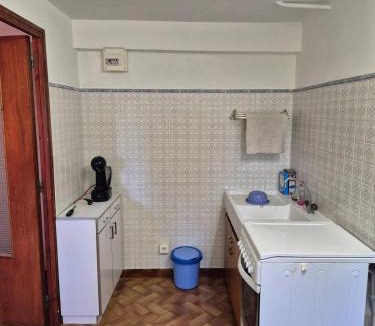 Greoux-les-Bains Apartment | Charmant studio centre village