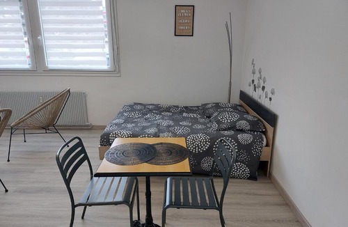 Dieppe Apartment | charmant studio proche du centre de neuville les dieppe