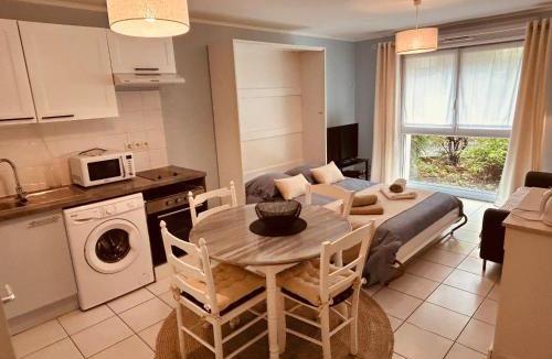 Arras Apartment | Charmant studio proche gare - parking privatif individuel clos