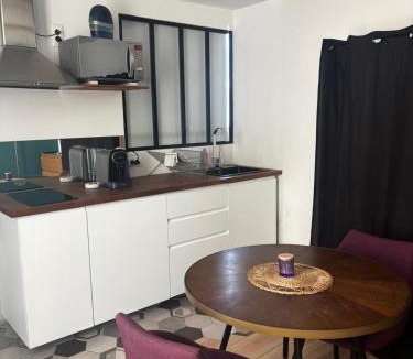 Saint-Louis Apartment | Charmant studio quartier Saint Louis à Versailles