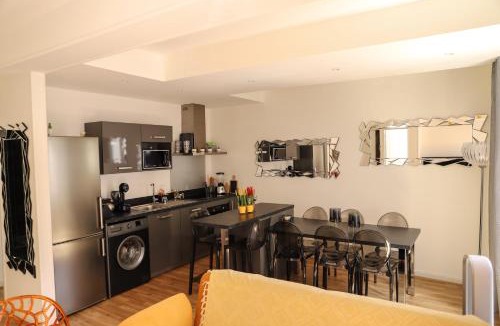 Blatin Apartment | CHARMANT T3 JAUDE + TERRASSE ET GARAGE
