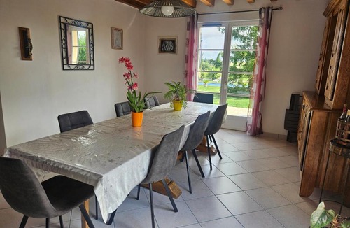 Champlost Apartment | Charmante maison de campagne