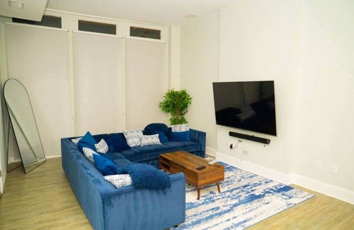 Downtown Baltimore Apartment | Charmcity Residences- Unit 3
