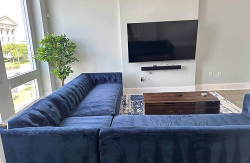 Downtown Baltimore Apartment | Charmcity Residences- Unit 3