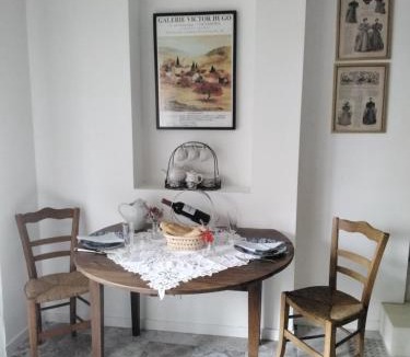 Vieux-Ruffec House | Charme