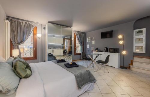 Vicenza Apartment | Charme Studio - Parcheggio a 20 Mt - 5 min dalla Fiera di Vicenza