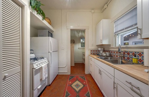 West University House | Charmer/3 Blocks from U of A/Sleep 3/1 BR 1 BA